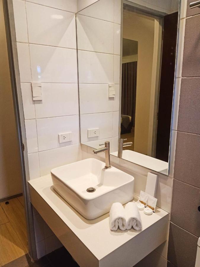 Inncity Hotel 칼바요그 외부 사진